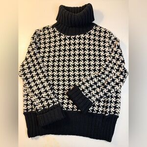Armani Exchange Black and White Houndstooth Turtleneck Sweater